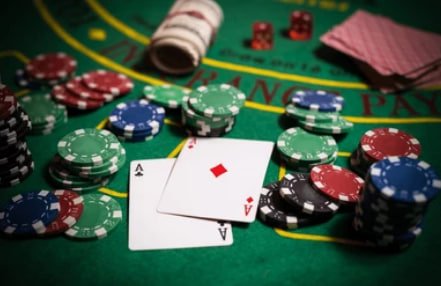 Mesin slot virtual dengan tema dan efek visual modern yang memikat